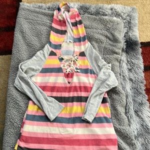 Medium Multicolored long sleeve hooded tshirt with laced up front